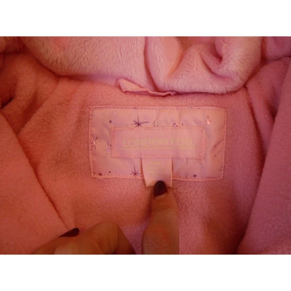 London Fog Girls Toddler puffer jacket with detachable hood size 12 months - Picture 4 of 7